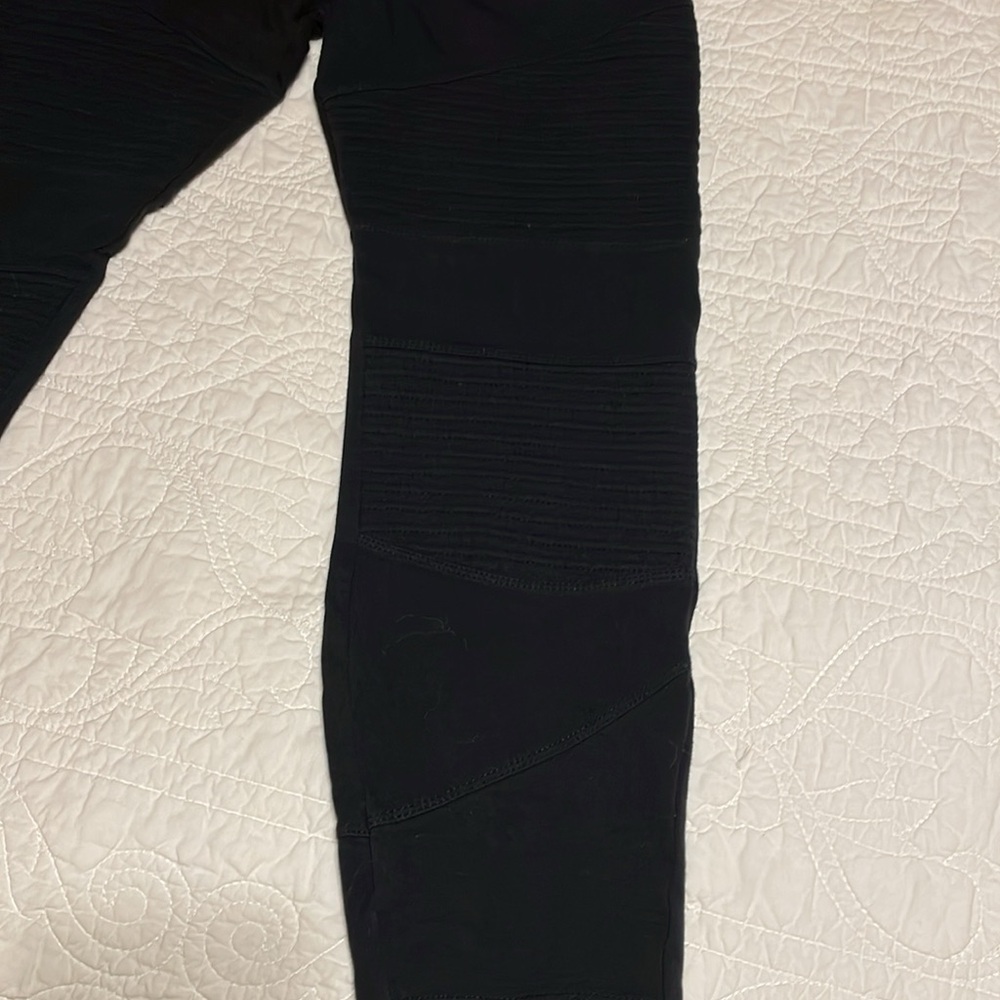 FREE PEOPLE intimates size large 
Black moto leggings - Picture 6 of 10
